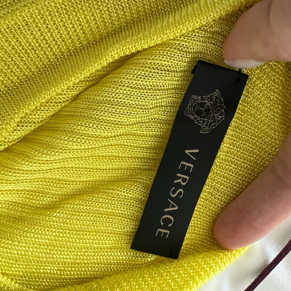 Versace - Picture 4 of 6